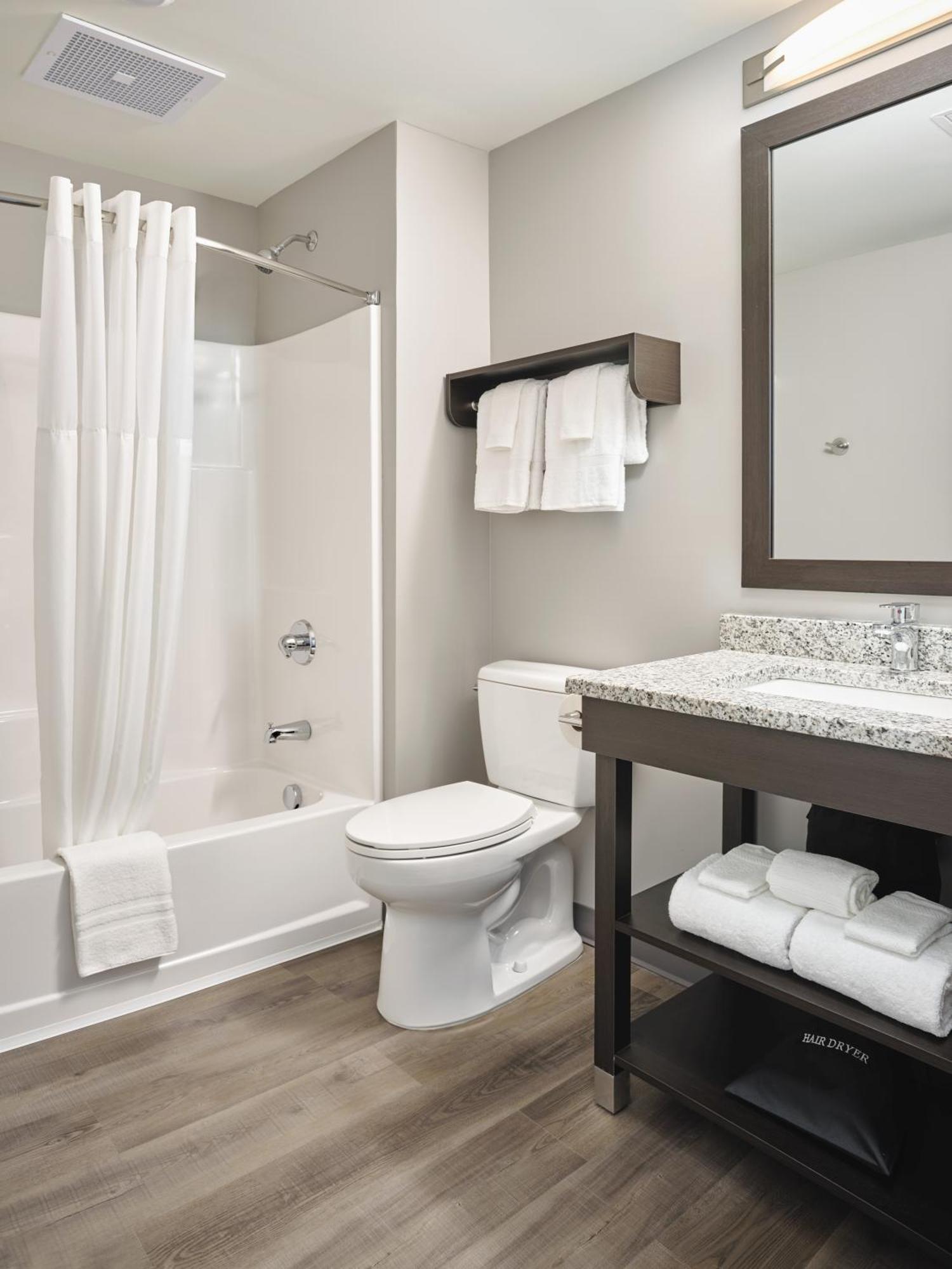 Stayapt Suites Pensacola-Uwf/Florida Hospital Area Ferry Pass Εξωτερικό φωτογραφία